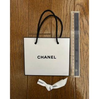 シャネル(CHANEL)のchanel 紙袋　小　リボン付き(ショップ袋)