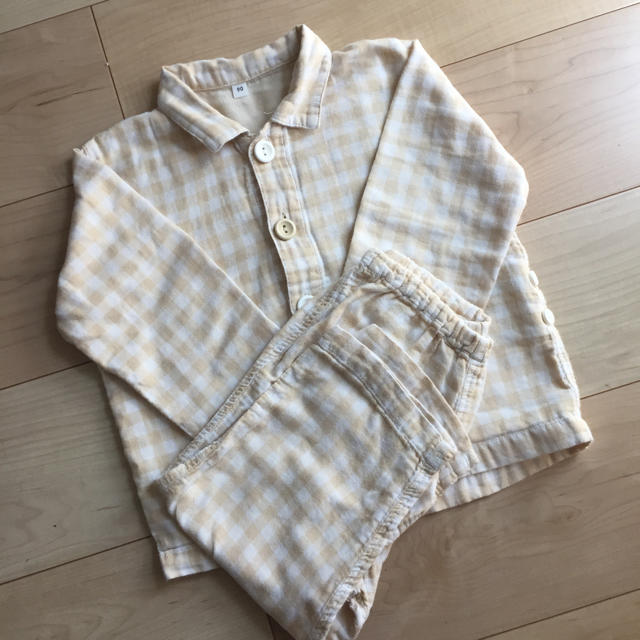 無印 長袖 パジャマ 90 キッズ/ベビー/マタニティのキッズ服男の子用(90cm~)(パジャマ)の商品写真