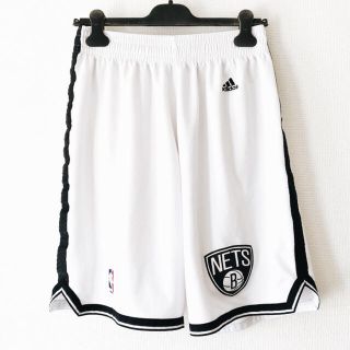 アディダス(adidas)のadidas Brooklyn Nets Swingman Shorts(ショートパンツ)