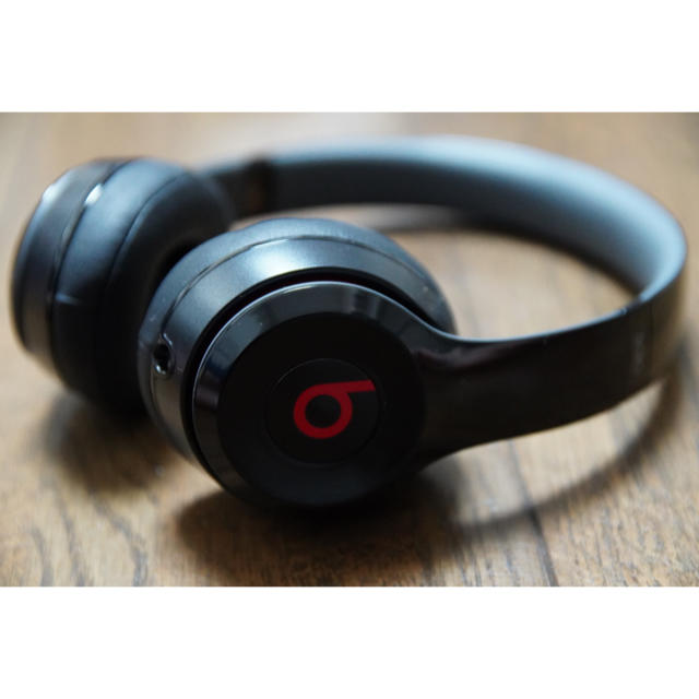 Beats by Dr Dre(ビーツバイドクタードレ)の値下げ‼︎ Beats ヘッドフォン　Solo2 スマホ/家電/カメラのオーディオ機器(ヘッドフォン/イヤフォン)の商品写真