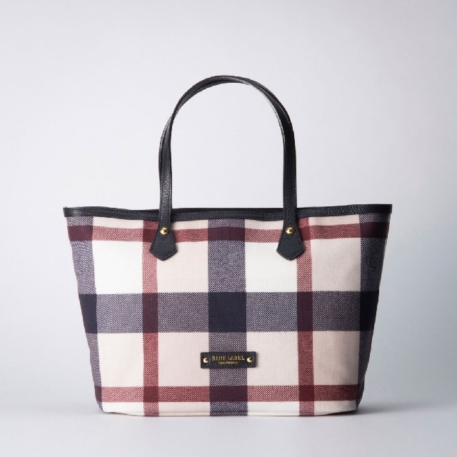 BURBERRY BLUE LABEL(バーバリーブルーレーベル)の新品 クレストブリッジ チェック PVCトートバッグ レディースのバッグ(トートバッグ)の商品写真