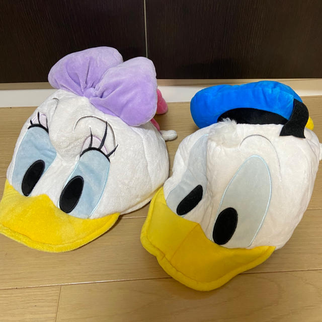 Disney(ディズニー)の【低価格♡】ドナルド　デイジー　ファンキャップ エンタメ/ホビーのおもちゃ/ぬいぐるみ(キャラクターグッズ)の商品写真