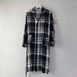 エモダ(EMODA)のEMODA サイズF  ロング　シャツ(その他)