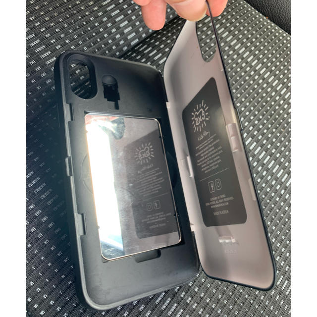 iPhone XR スマホケース カード収納付き スマホ/家電/カメラのスマホアクセサリー(iPhoneケース)の商品写真