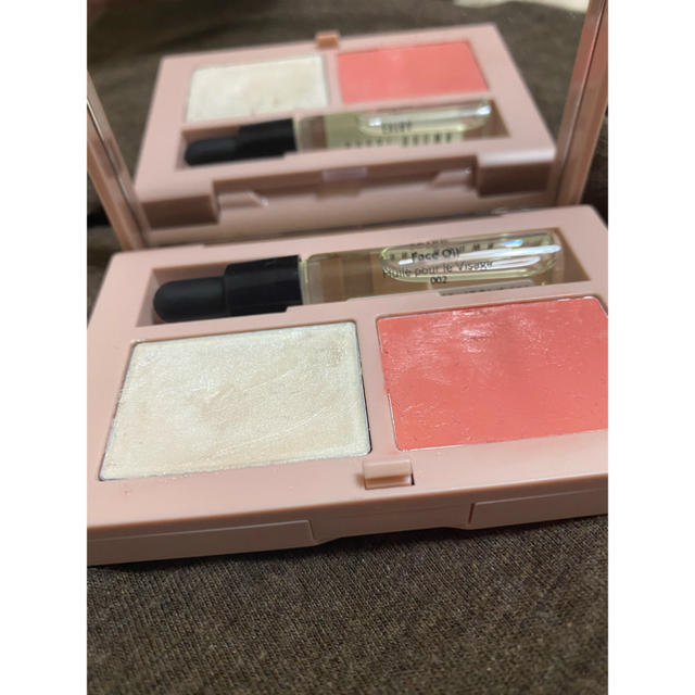 BOBBI BROWN(ボビイブラウン)のボビイブラウン限定チークパレットエスメ コスメ/美容のベースメイク/化粧品(チーク)の商品写真