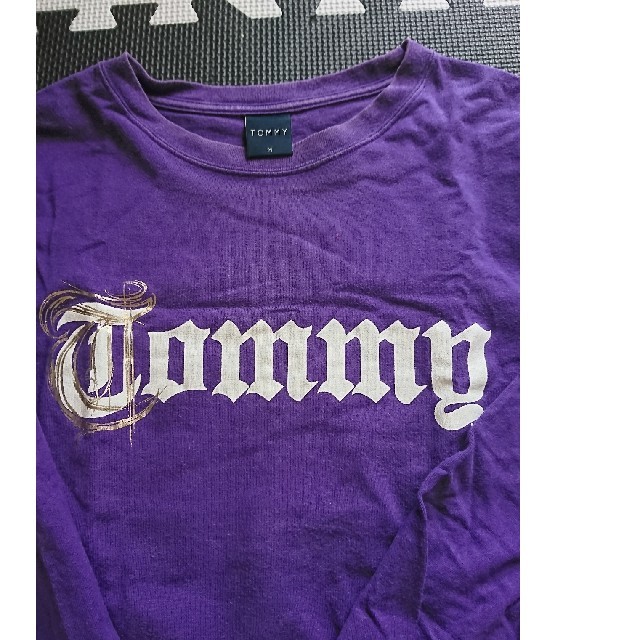 TOMMY(トミー)のTOMMYロゴ要りパープルロングTシャツ メンズのトップス(Tシャツ/カットソー(七分/長袖))の商品写真