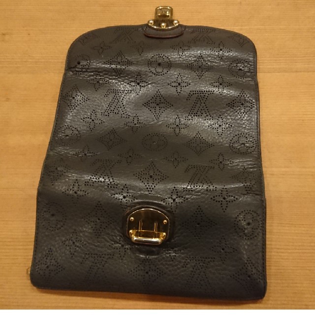 LOUIS VUITTON(ルイヴィトン)のルイヴィトン財布 レディースのファッション小物(財布)の商品写真