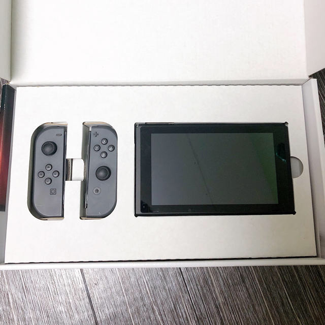 Nintendo グレー 本体 の通販 by KOH's shop｜ニンテンドースイッチならラクマ Switch - Nintendo Switch JOY-CON 人気日本製