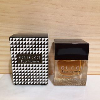 グッチ(Gucci)のGUCCI グッチ プールオム ミニ香水(香水(男性用))