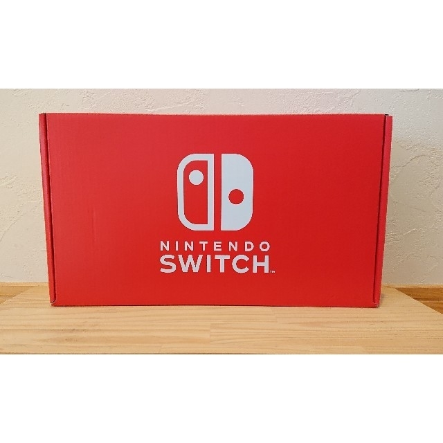 家庭用ゲーム機本体Nintendo Switch  本体  ネオン カラー