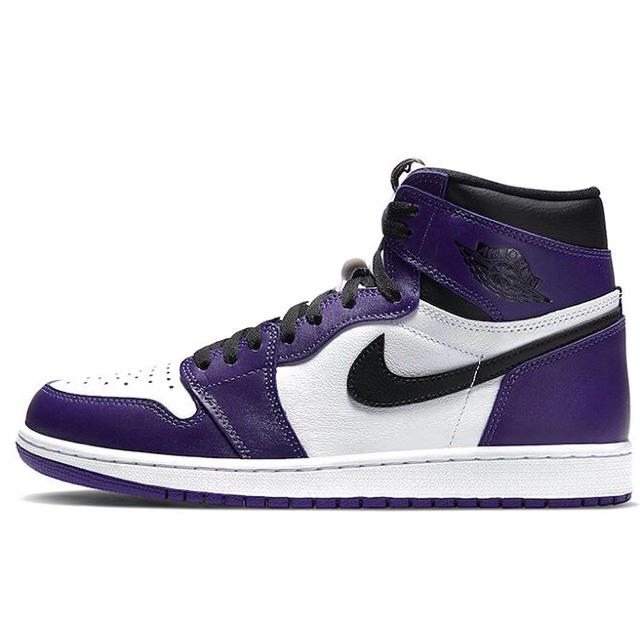 NIKE(ナイキ)のNike Jordan 1 court purple コートパープル 2.0 メンズの靴/シューズ(スニーカー)の商品写真