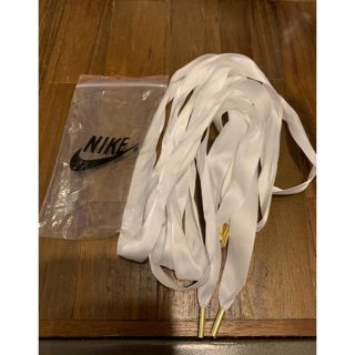 サカイ(sacai)のsacai × NIKE LDV WAFFLE white リボン(スニーカー)