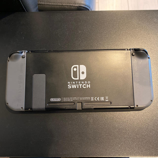 Nintendo Switch(ニンテンドースイッチ)のNintendo Switch本体 スマブラ ニンテンドースイッチ本体　 エンタメ/ホビーのゲームソフト/ゲーム機本体(家庭用ゲーム機本体)の商品写真