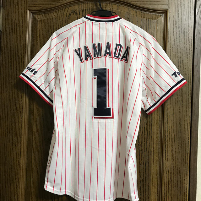 東京ヤクルトスワローズ(トウキョウヤクルトスワローズ)の山田哲人　ユニホーム スポーツ/アウトドアの野球(応援グッズ)の商品写真