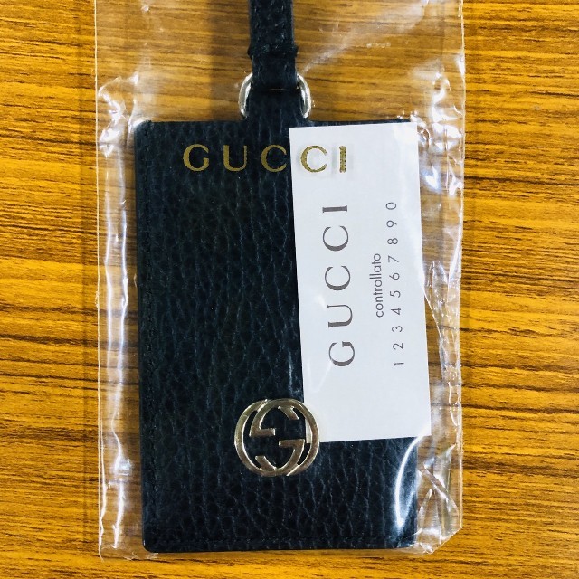 Gucci(グッチ)の☆お得セット☆ グッチ ネームタグ ブラック ピンク レディースのファッション小物(その他)の商品写真