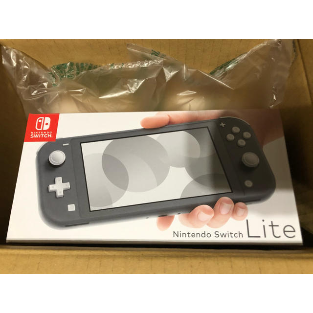 Nintendo Switch(ニンテンドースイッチ)の任天堂　switch Lite グレー エンタメ/ホビーのゲームソフト/ゲーム機本体(家庭用ゲーム機本体)の商品写真