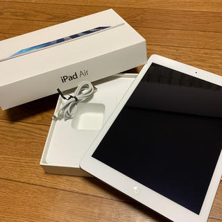 アップル(Apple)のiPad Air Wi-Fiモデル 16G シルバー MD788J/A(タブレット)