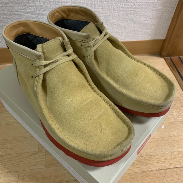 nanamica(ナナミカ)のnanamica 別注 clarks GORE-TEX® ワラビー ナナミカ メンズの靴/シューズ(ブーツ)の商品写真