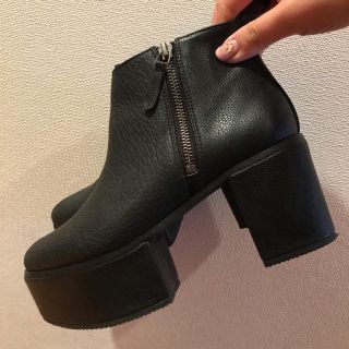 モンキ(Monki)のmonkl新品靴(ハイヒール/パンプス)