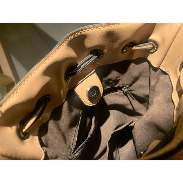 ZARA(ザラ)の«最終値下げ»ショルダーバック レディースのバッグ(ショルダーバッグ)の商品写真