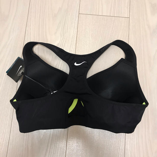 NIKE(ナイキ)のナイキ　ライバル　スポーツブラ ブラトップ レディースの下着/アンダーウェア(ブラ)の商品写真