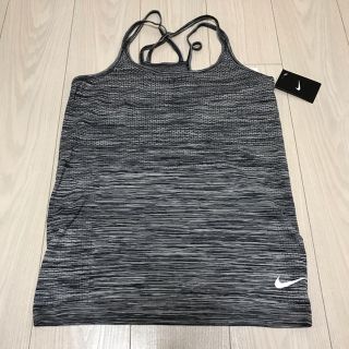 ナイキ(NIKE)のNIKE ナイキ バッククロスキャミソール(キャミソール)