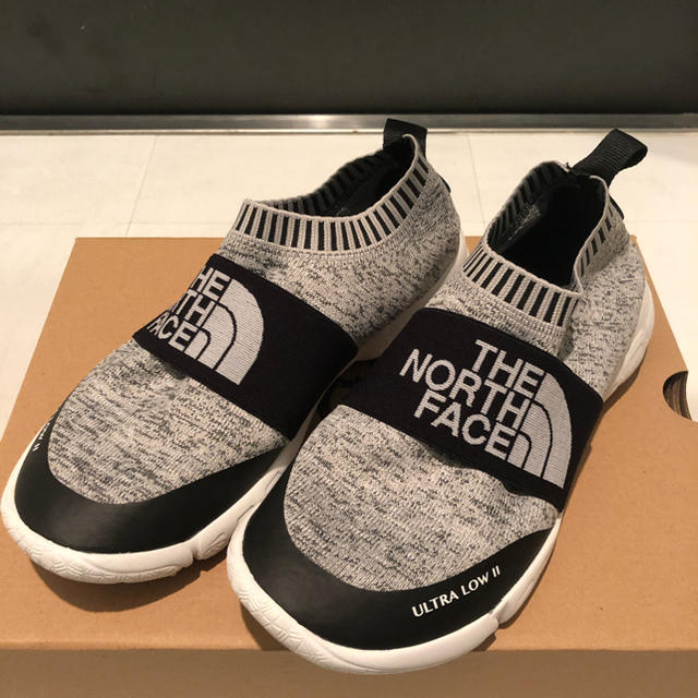 THE NORTH FACE(ザノースフェイス)のザノースフェイス　スニーカー　Ultra Low 美品 レディースの靴/シューズ(スニーカー)の商品写真