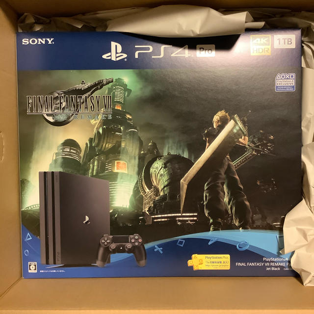 PlayStation 4 Pro FINAL FANTASY VII 新品