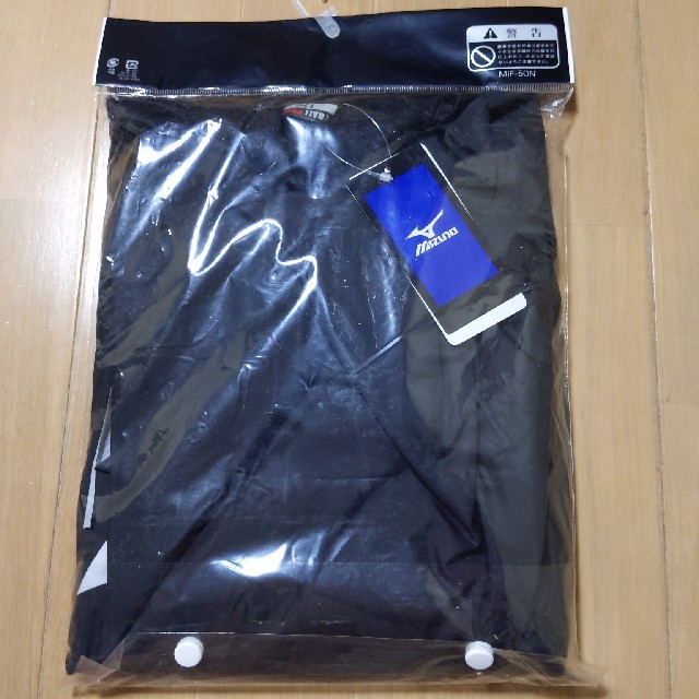 MIZUNO(ミズノ)の野球mizunoミズノジュニアトレーニングジャケット150サイズ新品 スポーツ/アウトドアの野球(ウェア)の商品写真