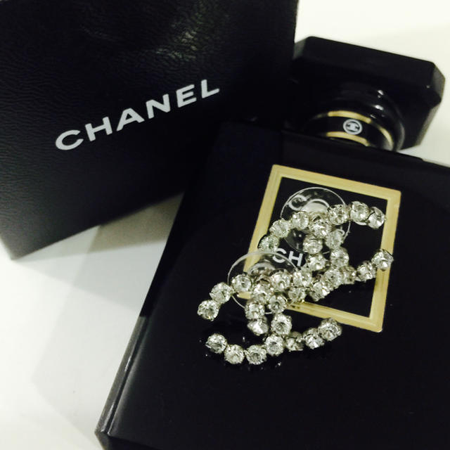 CHANEL(シャネル)のCHANEL ビジューピアス レディースのアクセサリー(ピアス)の商品写真