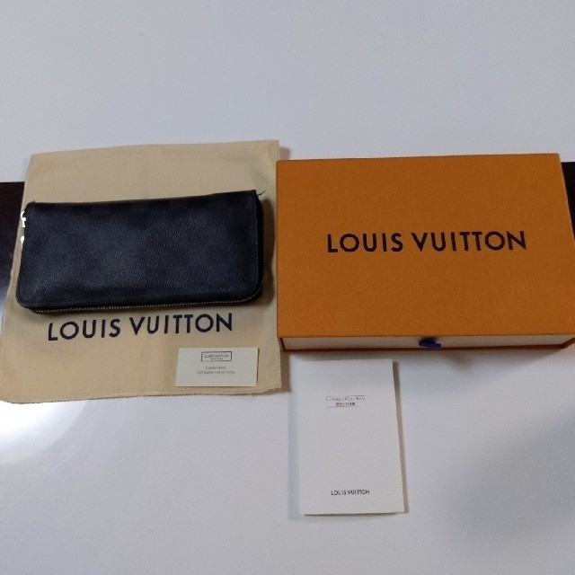 LOUIS VUITTON　長財布