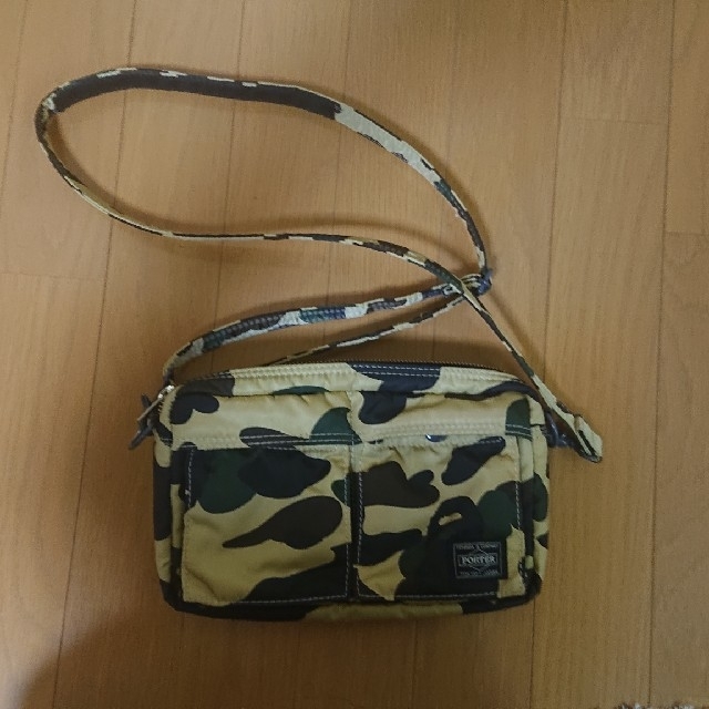 アベイジングエイプ APE ポーター PORTER コラボ 独特の素材 4800円