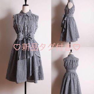 トッコ(tocco)の♡新品タグ付き♡ まるでヒロイン気分なビジュー付きギンガムチェックワンピース(ひざ丈ワンピース)