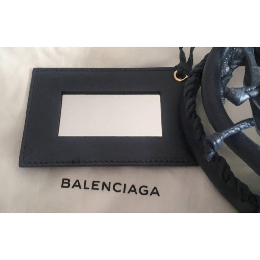 BALENCIAGA BAG(バレンシアガバッグ)のバレンシアガ　ショルダーバッグ　きんちゃく型　ブルー　ミラー&保存袋付き レディースのバッグ(ショルダーバッグ)の商品写真
