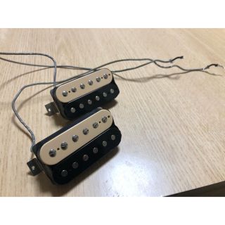 ギブソン(Gibson)のgibson 57classic と57classic +のセット　ゼブラ(パーツ)