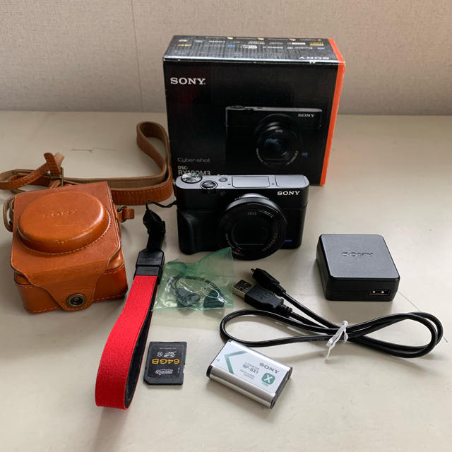 SONY RX100m3と純正革ケースほか SONY RX100m3と純正革ケースほか