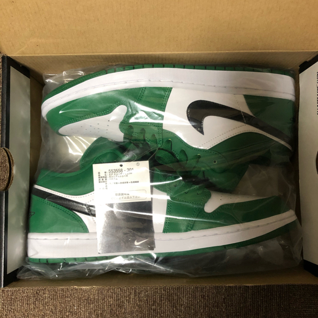 NIKE(ナイキ)のajg様専用　air jordan 1 low pine green 27.5 メンズの靴/シューズ(スニーカー)の商品写真