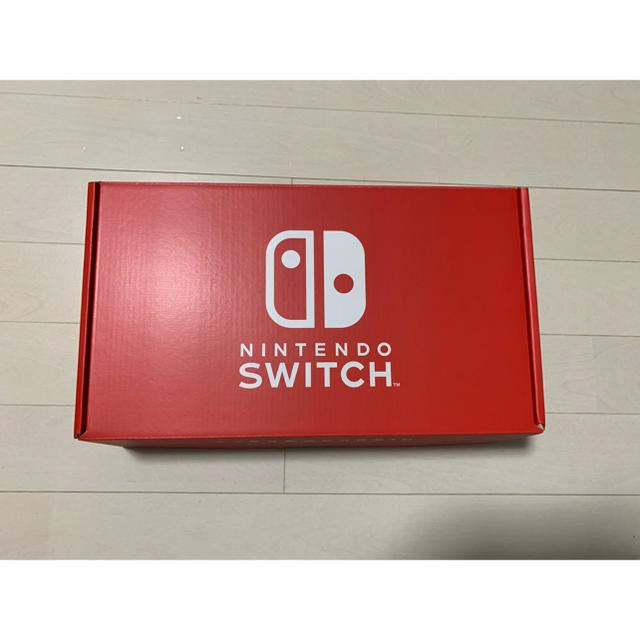 家庭用ゲーム機本体任天堂Switch バッテリー持続時間が長くなった新モデル