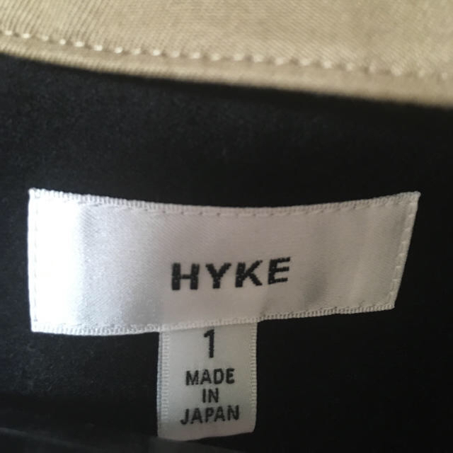 HYKE(ハイク)の○ハイク HYKE トレンチコート 完売品 新品未使用 レディースのジャケット/アウター(トレンチコート)の商品写真