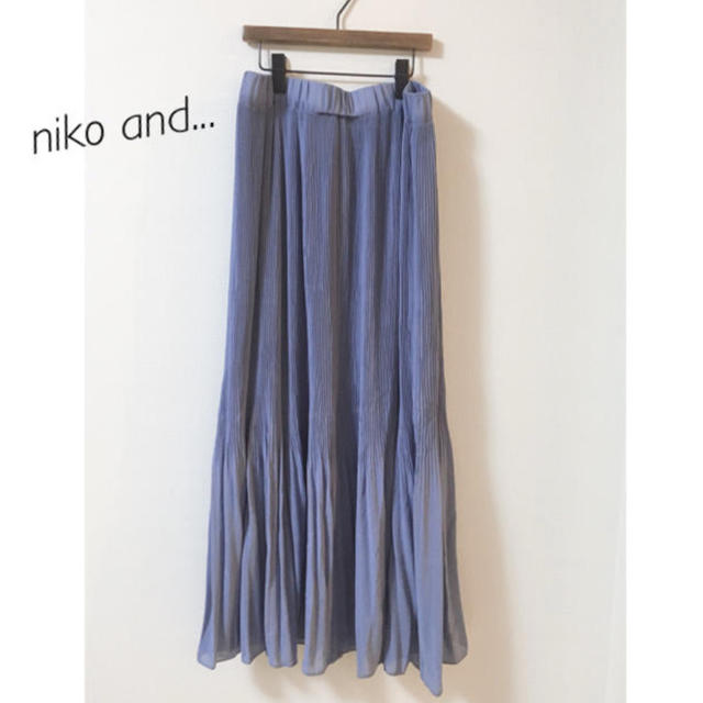 niko and...(ニコアンド)のプリーツ無地スカート レディースのスカート(ロングスカート)の商品写真