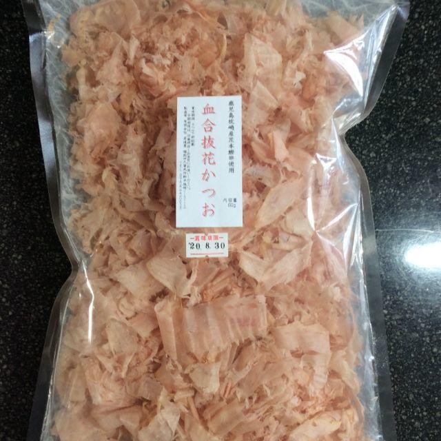 枕崎産荒本鰹節原料 花かつお（血合抜き） ５００ｇｘ４袋 - 乾物