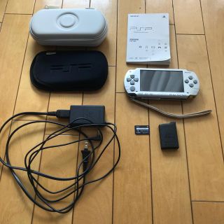 ソニー(SONY)のPSP-1000(携帯用ゲーム機本体)