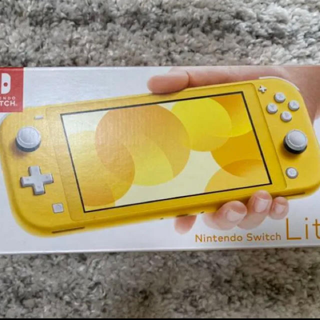 任天堂Nintendo Switch Lite イエロー　新品　スイッチ　ライト