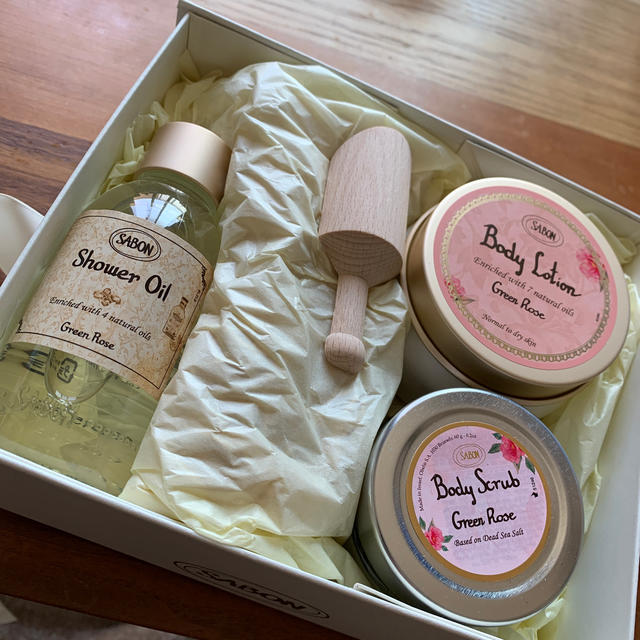 SABON(サボン)のSABON  ローズセット コスメ/美容のボディケア(ボディスクラブ)の商品写真