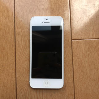 アップル(Apple)のiPhone5 16G(スマートフォン本体)