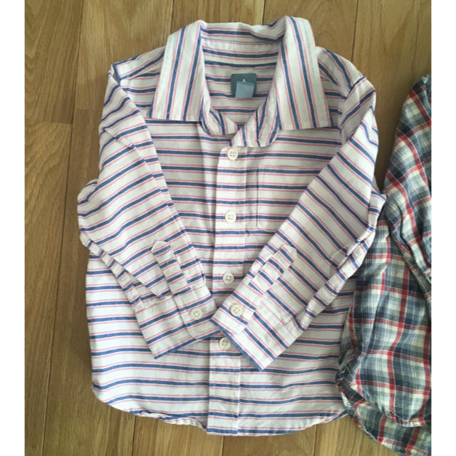 babyGAP(ベビーギャップ)のGAPシャツ 90 キッズ/ベビー/マタニティのキッズ服男の子用(90cm~)(その他)の商品写真