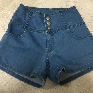 エモダ(EMODA)のエモダ ショートパンツ(ショートパンツ)