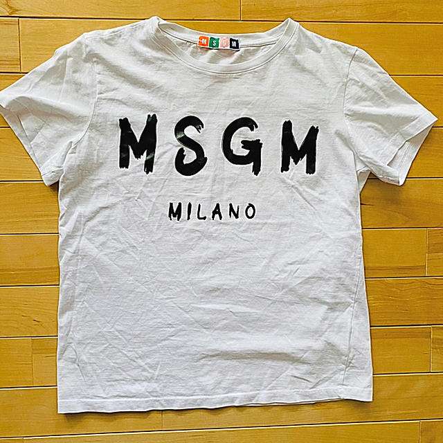 MSGM - MSGMロゴTシャツ1度着用のみ美品サイズMSの通販 by フリル's shop｜エムエスジイエムならラクマ