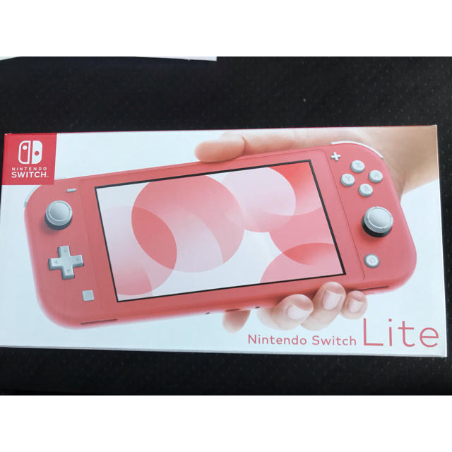 Nintendo Switch(ニンテンドースイッチ)のSwitch LITE コーラル  エンタメ/ホビーのゲームソフト/ゲーム機本体(携帯用ゲーム機本体)の商品写真