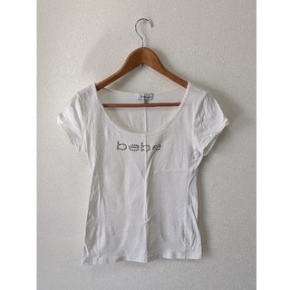 ベベ(BeBe)の【bebe】白Tシャツ　(Tシャツ(半袖/袖なし))